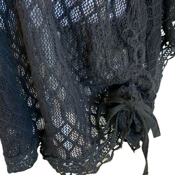 Monoreno Black Crochet Open Weave Top Sz S - Picture 3 of 6